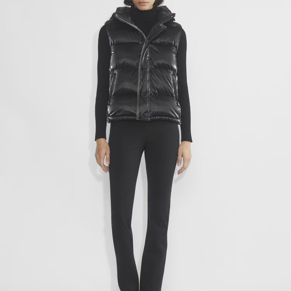 Aritzia Black Super Puff vest